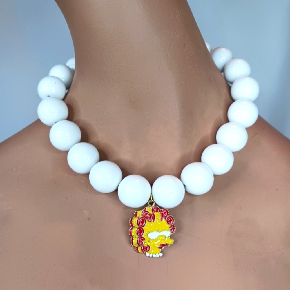 Lisa Simpson White Pearl Necklace.